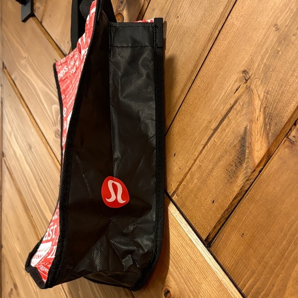 Lululemon Red and Black Small Reusable Bag - Picture 5 of 6